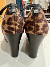 Load image into Gallery viewer, Nine West CEAPXP2 Leopard Wedges Sz 10