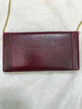 Load image into Gallery viewer, Vintage Style Horse Carriage Wallet on Chain Crossbody - Burgundy Pebbled Bag
